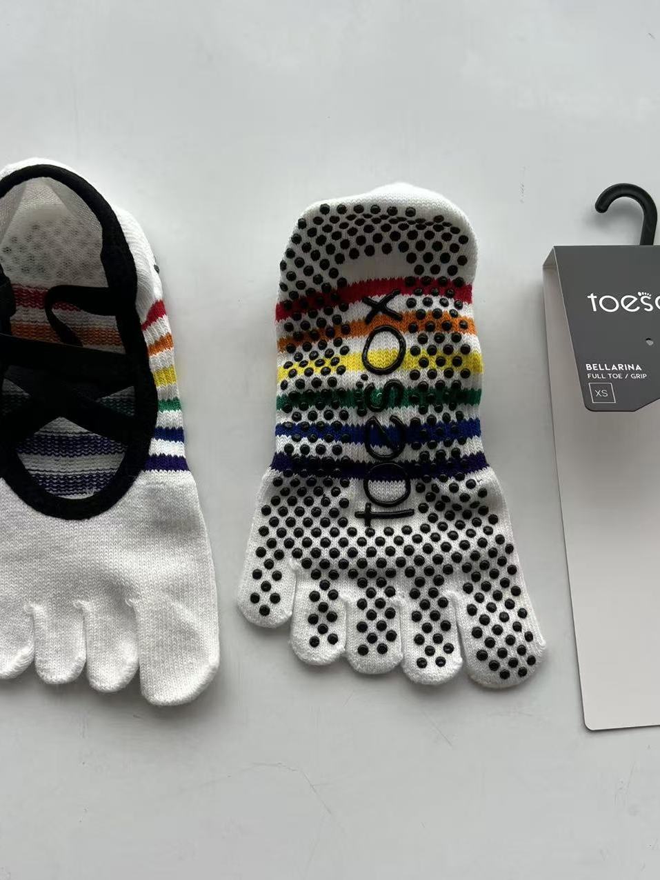 ถุงเท้าโยคะ Toesox สำหรับผู้หญ - Yoga Dance & Fitness Center Llc บทวิจารณ์และราคา