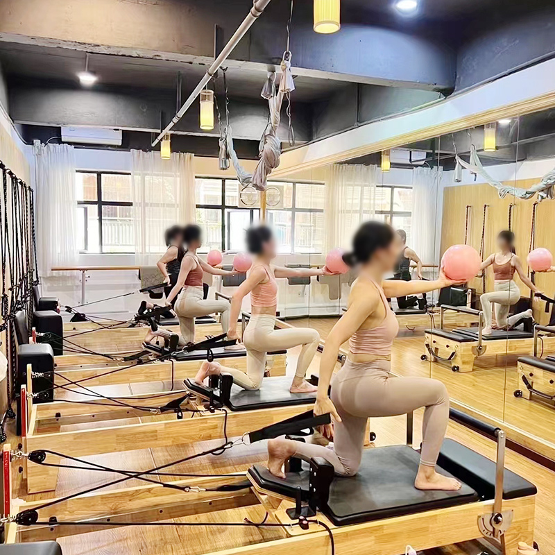 อุปกรณ์พิลาทิสรีฟอร์มเมอร์รุ่น - Yoga Fitness Reformer บทวิจารณ์และราคา